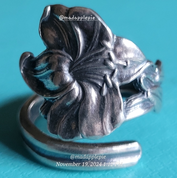Vintage Daffodil Spoon Ring in Sterling Silver Luxury Designer Celebrity #138 - Picture 8 of 16